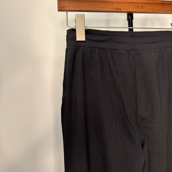 Vuori Women's Halo Wide Leg Flare Pant Front Seams Black Size XS X-Small VW425 - Picture 13 of 16